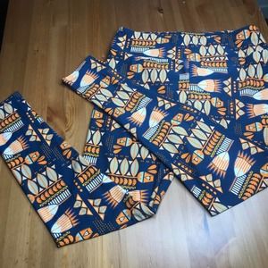 LULAROE tall  and curvy print navy and orange leggings